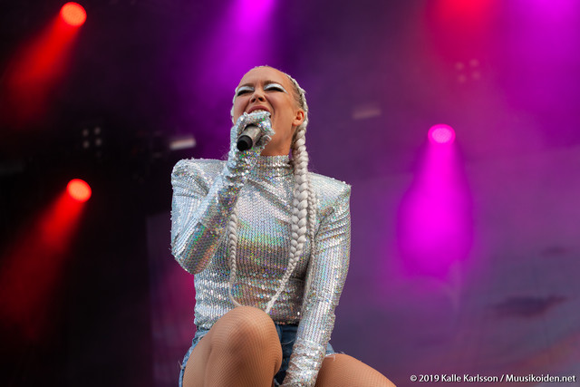Anna Puu Anna Puu | Anna Puu Ruisrockissa 2019.